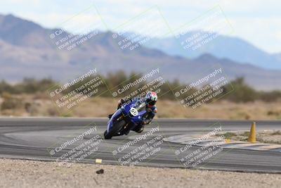 media/Nov-16-2025-Race Pace (Sun) [[8c5fa54630]]/Non Verified Riders (1st 20 Minutes)/5-Turn 15 (110pm)/